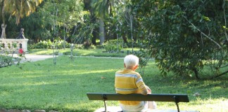 O isolamento social afeta a saúde, especialmente dos idosos