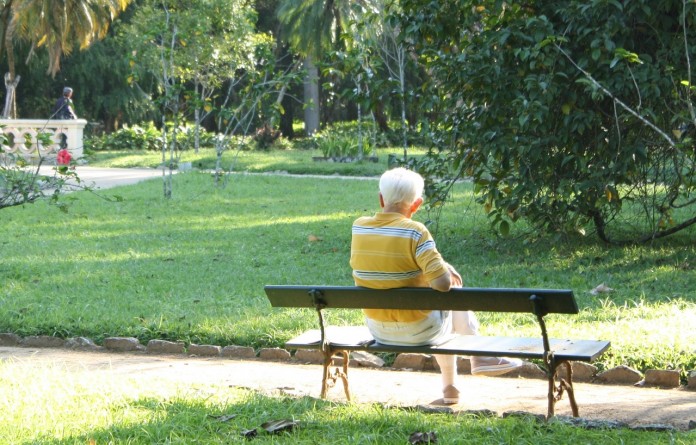 O isolamento social afeta a saúde, especialmente dos idosos