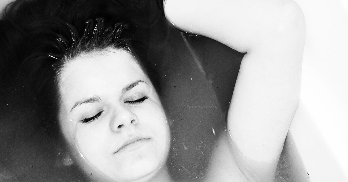girl-717935_1280