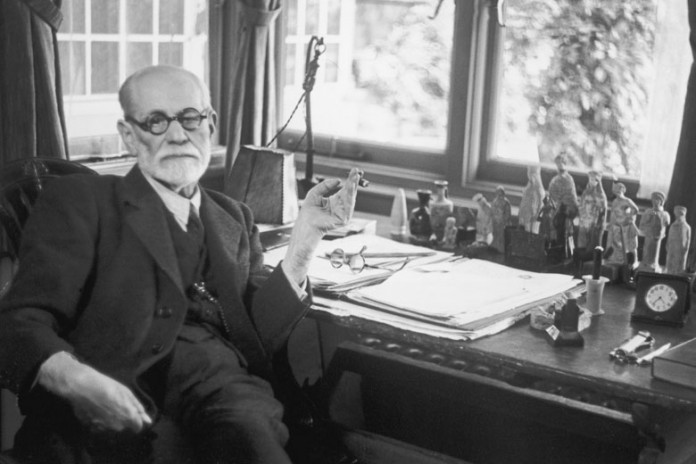 Texto de Freud explica como o excesso de proibição prejudica a Lei