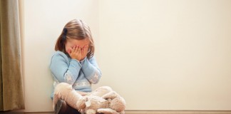 Mulheres pedófilas: entenda por que elas são pouco denunciadas