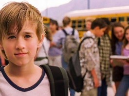 Uma professora inventou um método para evitar que as crianças se sintam sozinhas