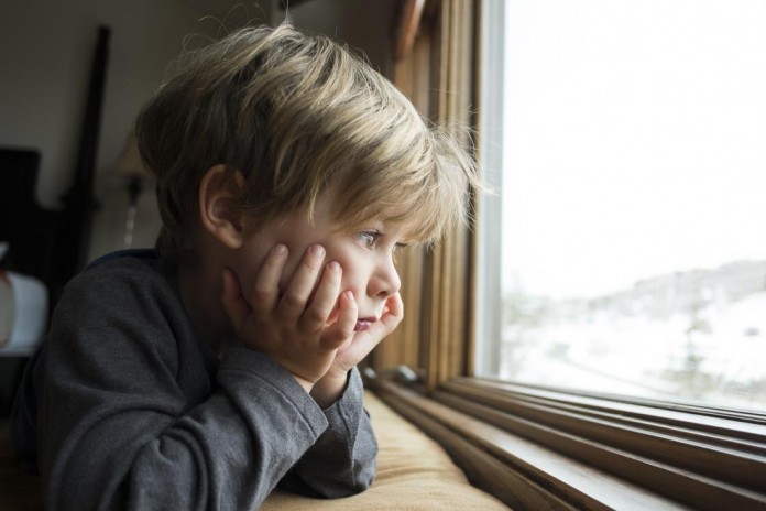 Por trás de toda criança difícil há uma emoção que ela não sabe expressar