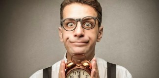 Entenda a psicologia do atraso – e veja dicas científicas para se tornar uma pessoa mais pontual