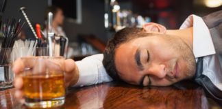 7 sinais  de que seu uso de álcool fugiu do controle