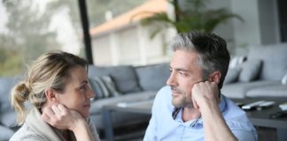 Eu escuto você: Como os casais podem melhorar a capacidade de escutar