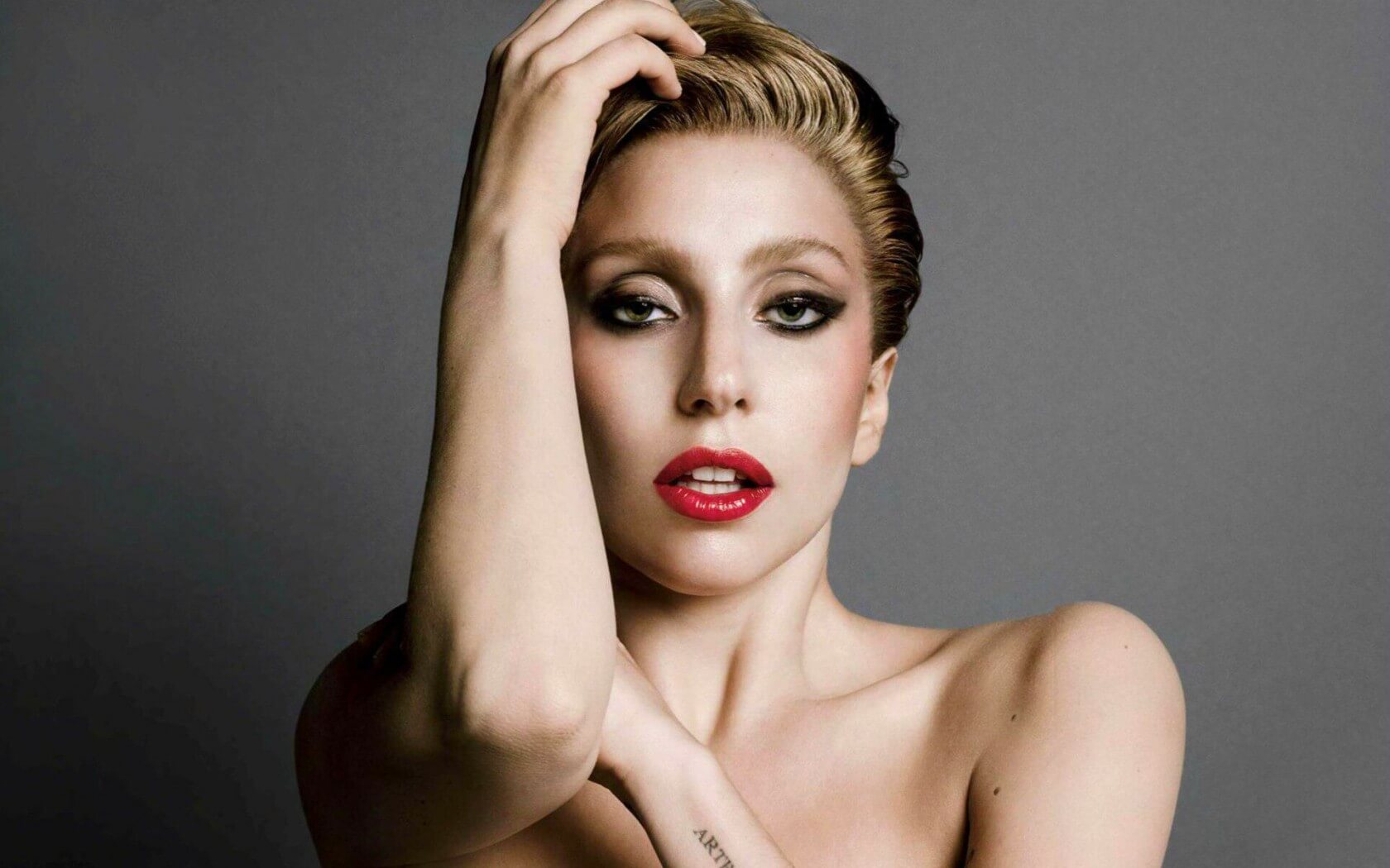 psicologiasdobrasil.com.br - 'A dor de ninguém deve passar despercebida': Lady Gaga escreve carta sobre estresse pós-traumático