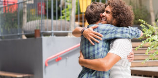 As pesquisas confirmam o ditado: melhor poucos amigos, mas bons