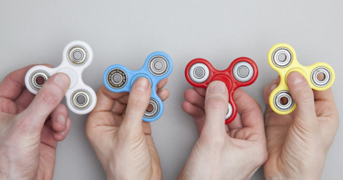 Fidget spinner: entenda se o gadget realmente faz bem