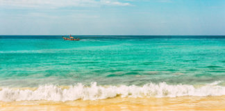 Morar perto do mar diminui o estresse, garante estudo