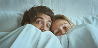 Ficar pertinho do seu amor faz bem para saúde (e para o relacionamento)