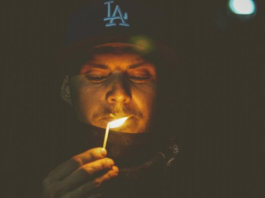 Estudo comprova que sentir-se só pode ser tão mortal quanto fumar