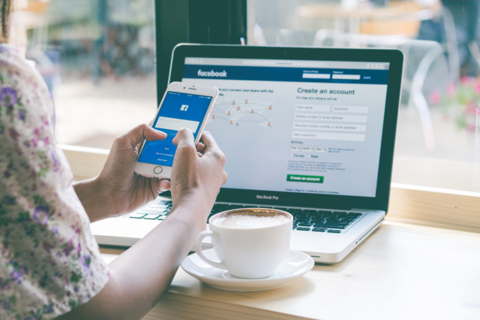 Felicidade, Facebook e solidão contemporânea