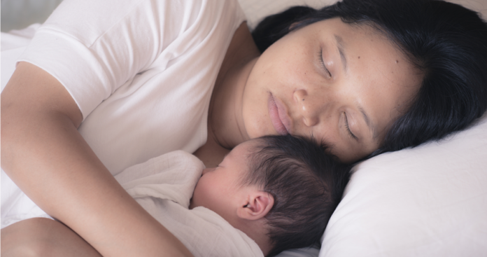 Mães que dormem no mesmo quarto que os filhos têm mais chance de ter depressão?
