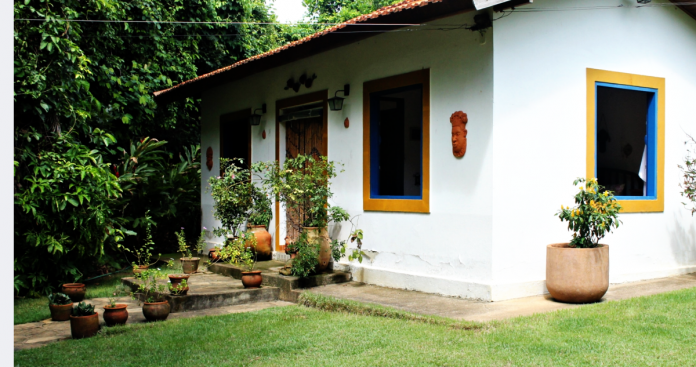 A casa pequena: Uma parábola para ver a vida com outros olhos.