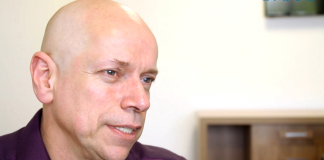 “Tudo me incomoda se eu não estiver bem comigo mesmo” por Leandro Karnal