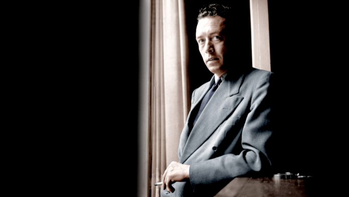 “Aos vinte anos reina o desejo, aos trinta reina a razão, aos quarenta o juízo”, por Albert Camus