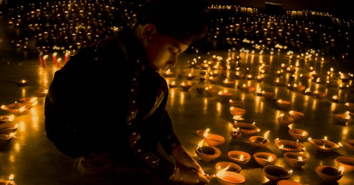 Você conhece a belíssima fábula do “Mundo das Velas”?
