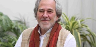 “Pensamentos curam mais do que remédios”, diz o cientista revolucionário Bruce Lipton