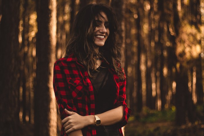 Depressão Sorridente: quando a tristeza se esconde por trás de um sorriso