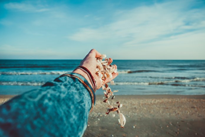 A neurociência recomenda ir à praia regularmente.