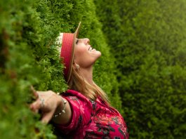 O brilho que você gera irrita aqueles que vivem infelizes