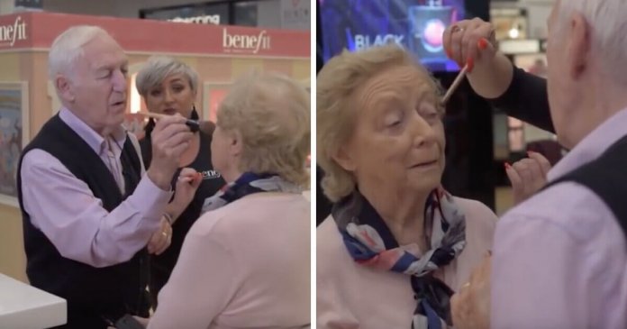 Idoso de 83 anos aprende a maquiar a esposa depois que ela começa a perder a visão