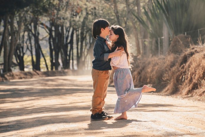 As lições de vida que os irmãos podem ensinar