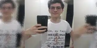 “Vittinho do SUS” faz sucesso na web com mensagem: “Não me chame de Doutor” “Vittinho do SUS” faz sucesso na web com mensagem: “Não me chame de Doutor”