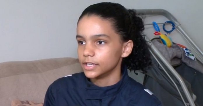 Menina de 12 anos, aluna do projeto “Samuzinho”, salva irmão de sete meses engasgado com leite materno