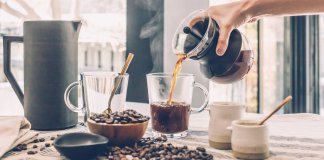 Café em excesso pode imitar ou aumentar sintomas de ansiedade, segundo pesquisadora
