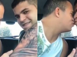 Jovem tatua rosto do irmão com Down e faz surpresa emocionante