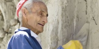 Senhor de 93 anos passou mais de 50 anos construindo catedral, e ela é incrível!