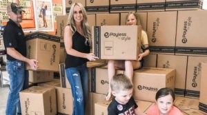 psicologiasdobrasil.com.br - Menininha com espírito solidário inspira sua mãe a comprar 1.500 sapatos para crianças necessitadas