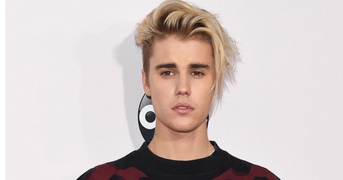 Justin Bieber faz desabafo sobre depressão, abuso de entorpecentes e religião