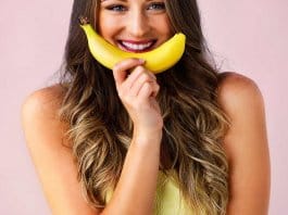 Cinco motivos para comer uma banana antes de ir dormir