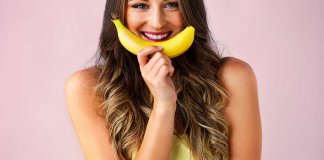 Cinco motivos para comer uma banana antes de ir dormir