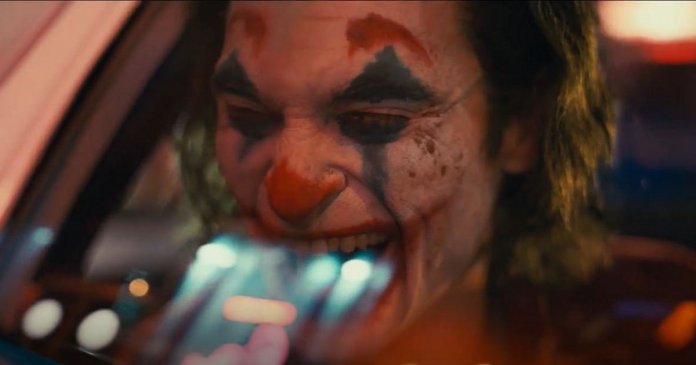 Especialistas criticam filme Coringa por associar doença mental a violência