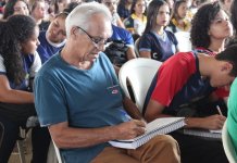 ‘Minha hora vai chegar’, diz idoso que está fazendo o Enem pela 5ª vez