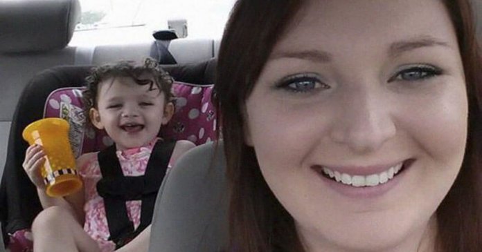 Vídeo registra emoção de mulher ao ouvir filha autista chamá-la de mãe pela primeira vez