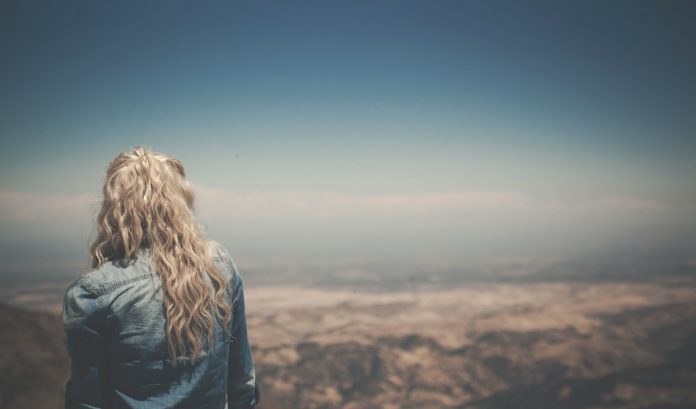 Às vezes a gente se afasta para refletir; outras vezes, porque já refletiu bastante