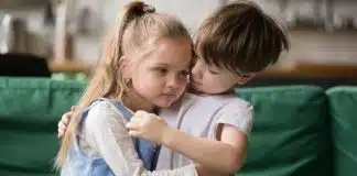 Ter um irmão ameniza sofrimento das crianças em situação de conflito familiar Ter um irmão ameniza sofrimento das crianças em situação de conflito familiar