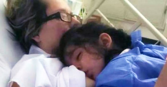 Mãe ‘acorda’ do coma para amamentar sua filha