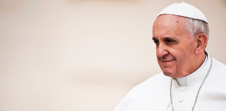 Papa Francisco revela que recorreu à psicanálise para “esclarecer algumas coisas”