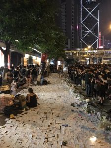 psicologiasdobrasil.com.br - Imagens de protestos em Hong Kong demonstram disciplina e respeito pelas pessoas