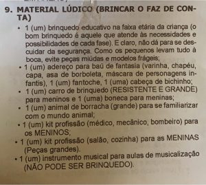 psicologiasdobrasil.com.br - Lista de material escolar causa polêmica: kit de médico para meninos e cozinha para meninas