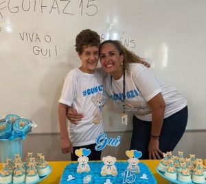 psicologiasdobrasil.com.br - Menina convida amigo autista para ser seu “Príncipe” em festa de 15 anos