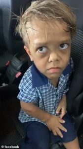 psicologiasdobrasil.com.br - Comediante arrecada dinheiro para levar menino vítima de bullying à Disney