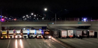 Caminhoneiros se unem à polícia no salvamento de um homem prestes a pular de viaduto