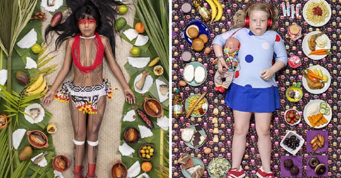 Crianças de todo o mundo são fotografadas demonstrando o que comem ao longo da semana